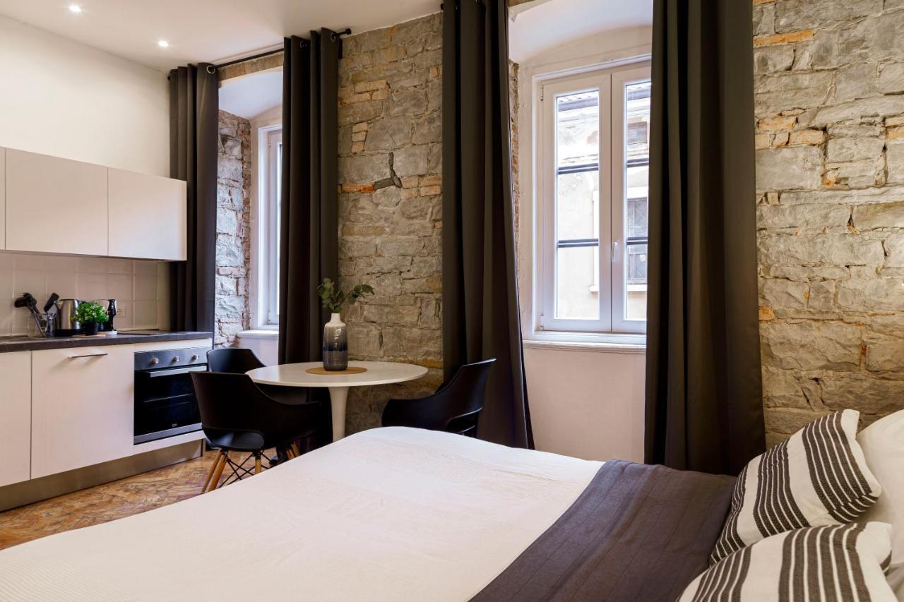 Romantic Studio In The Heart Of Trieste Eksteriør billede